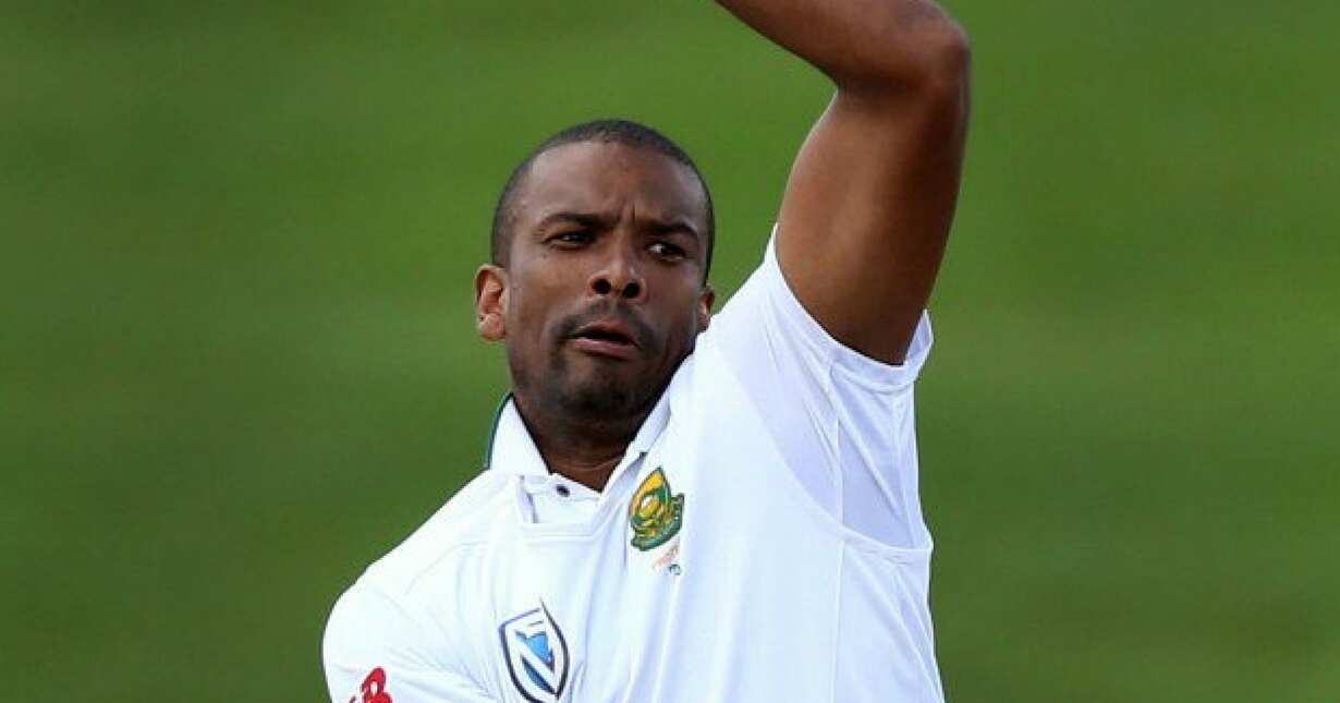 Vernon Philander denies making Smith remarks, says account hacked Vernon Philander denies making Smith remarks, says account hacked