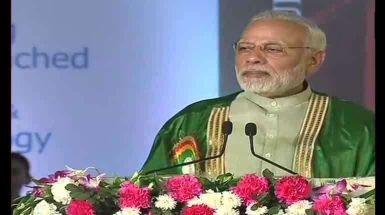Manipur: Narendra Modi address Indian Science Congress, pays home to Stephen Hawking Manipur: Narendra Modi address Indian Science Congress, pays home to Stephen Hawking