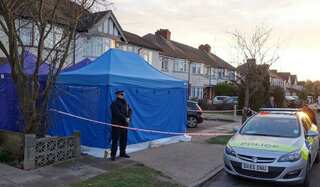 UK launches murder probe into Russian exile' s death