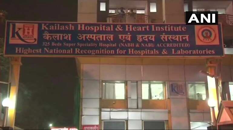 Noida: 15-year-old girl commits suicide, family alleges harassment by teachers Noida: 15-year-old girl commits suicide, family alleges harassment by teachers