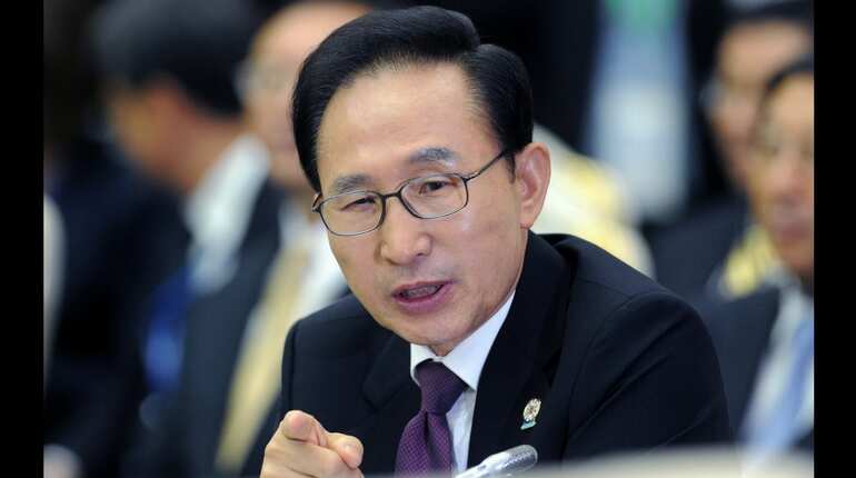 Arrest warrant issued for ex-South Korean President Lee: Report