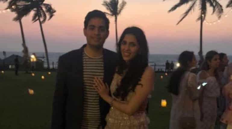 Mukesh Ambani's son Akash to marry diamond magnate's daughter in December