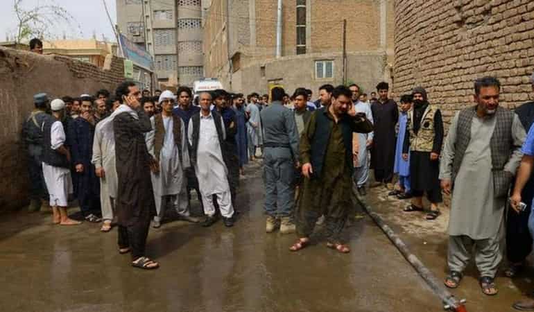 Suicide bombers attack Shiite mosque in Afghanistan, 1 killed, 8 injured Suicide bombers attack Shiite mosque in Afghanistan, 1 killed, 8 injured