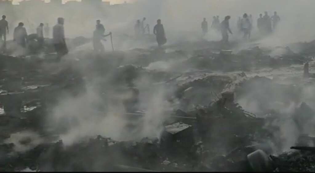 Over 100 houses gutted in fire in Meerut