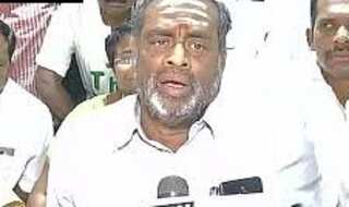 Cauvery row: AIADMK MP threatens to commit suicide