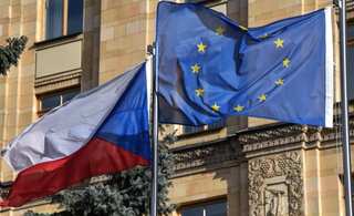 Spy poisoning row: Britain has one month to reduce diplomatic presence, says Russia