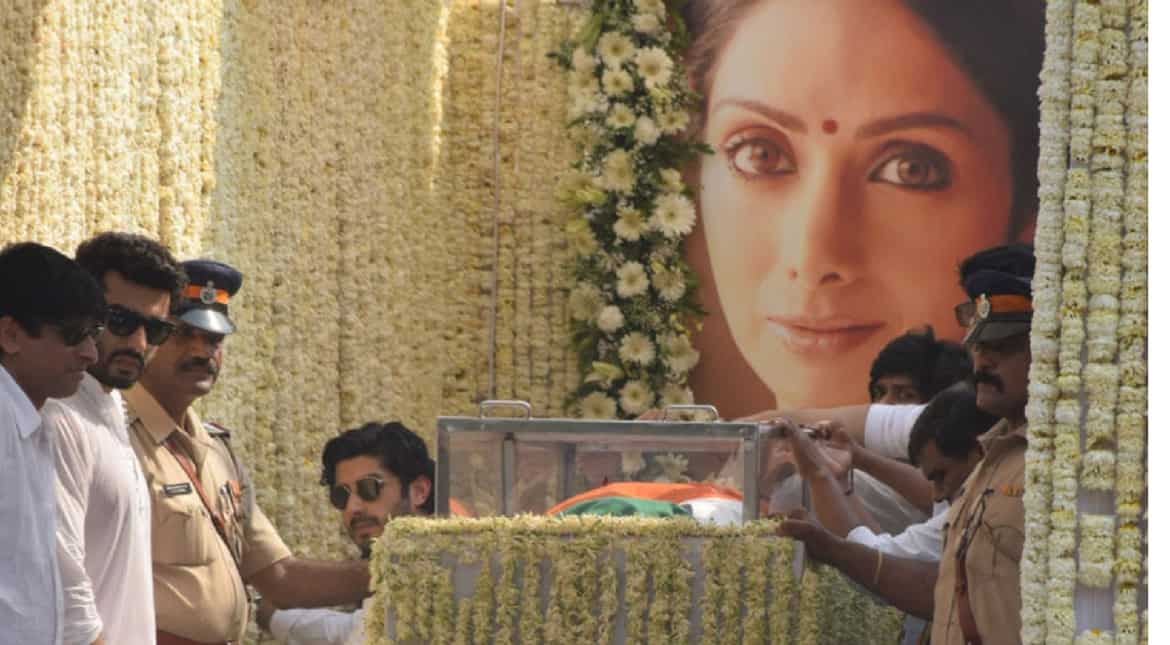 Sridevi was given state funeral on Maharashtra CM Devendra Fadnavis' direction Sridevi was given state funeral on Maharashtra CM Devendra Fadnavis' direction