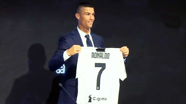 Watch: After scoring with it, Cristiano Ronaldo practises bicycle kick Watch: After scoring with it, Cristiano Ronaldo practises bicycle kick