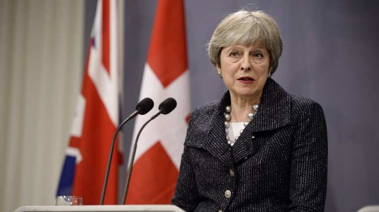 Robot's debut in UK parliament leads to mockery of PM May
