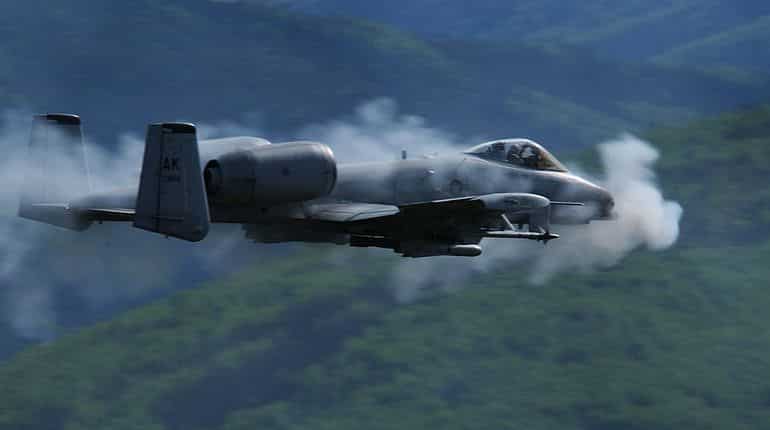 US confirms top IS commander in Afghanistan killed in airstrike