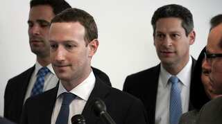Facebook CEO starts second day of US congressional hearings