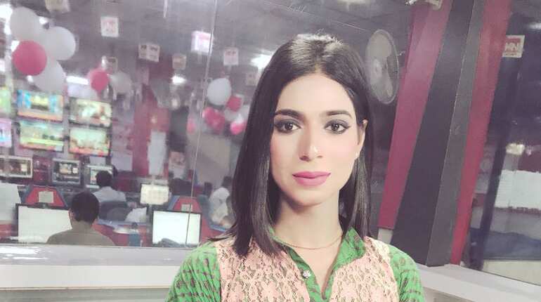 Meet Marvia Malik, Pakiatan's first transgender news anchor