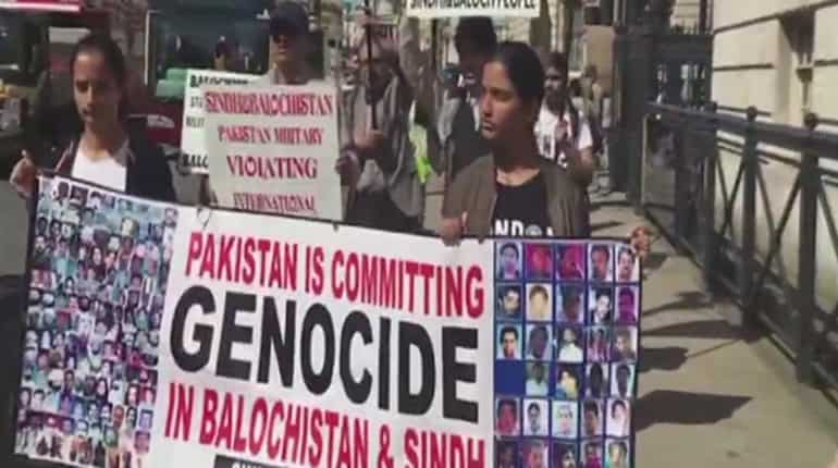 CHOGM: Sindh, Baloch activists hold protests against human rights violations in Pakistan CHOGM: Sindh, Baloch activists hold protests against human rights violations in Pakistan