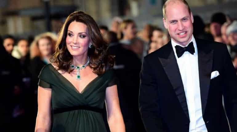 Kate Middleton in labour, admitted to hospital: Kensington Palace Kate Middleton in labour, admitted to hospital: Kensington Palace