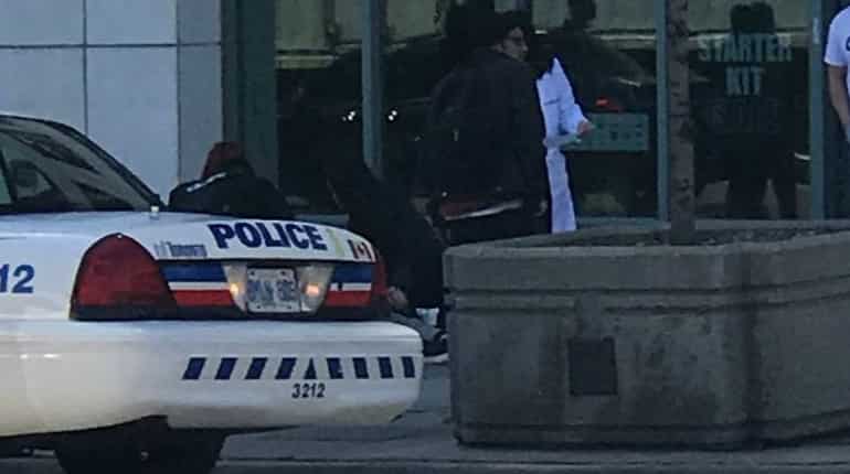 Canada: 9 dead, 16 injured after van ploughs into pedestrians on Toronto sidewalk