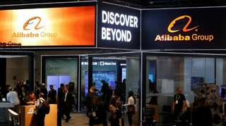 China tells tech giants to stop blocking rivals' links