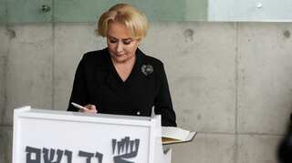 Romania's president calls on PM to quit over Israel embassy move