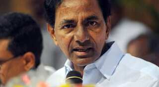 KCR is trying hard, but is a non-Congress Federal Front possible?