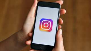 Instagram down, briefly, around the world