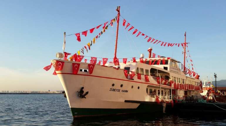 No casualties after Turkish cargo ship collides with Greek warship: Ministry