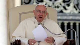 Pope says fear of migrants makes people 'crazy'