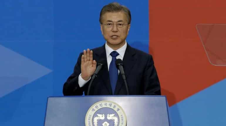 South Korea's Moon Jae-in sacks economic policy chiefs, replaces with insiders