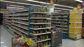 Qatar bans Saudi, UAE goods from stores