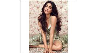 Mom wanted me to do a film like 'Sairat': Janhvi Kapoor on her debut film Dhadak