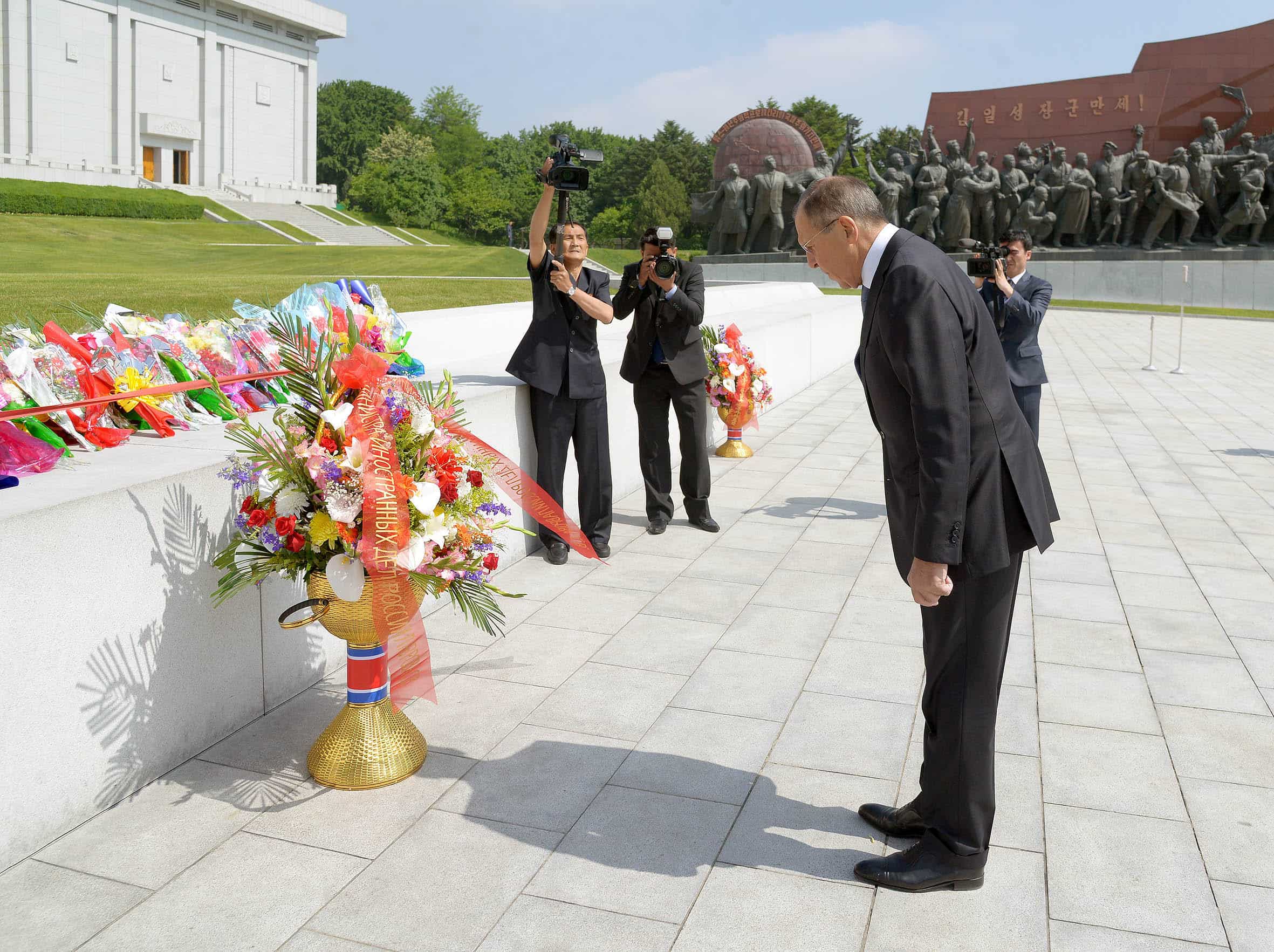 Russian Foreign Minister Lavrov invites Kim Jong-Un to Russia