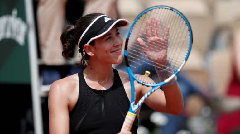 Garbine Muguruza's freefall continues with French Open first-round loss
