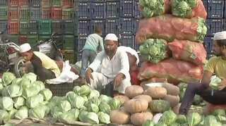 Day after country's farmers go on strike, fruit & vegetable prices shoot up