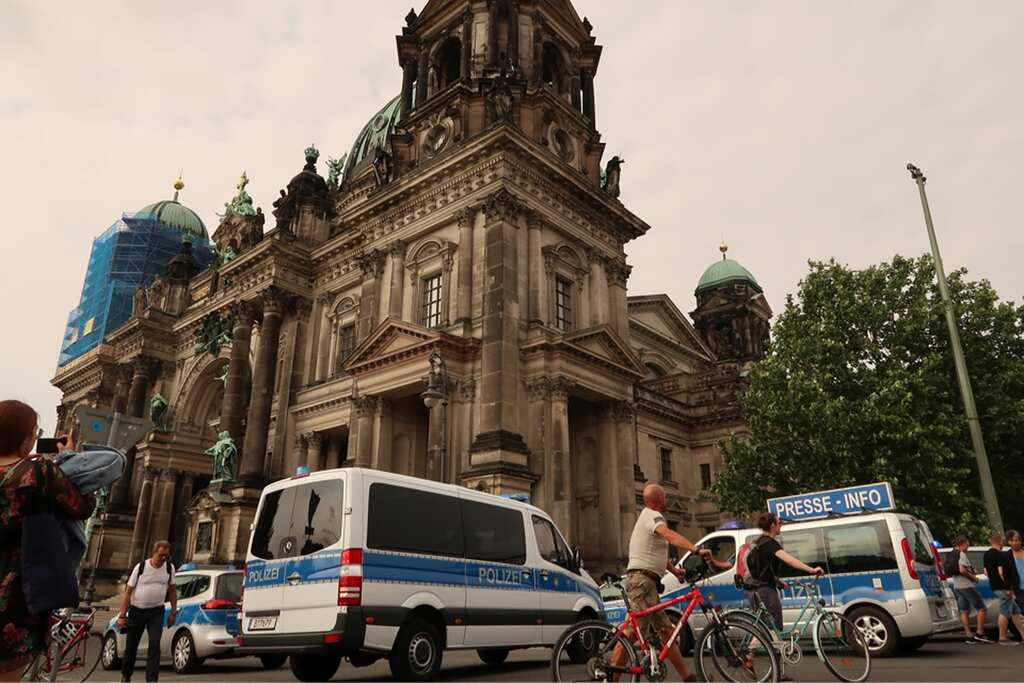 German police shoot man at Berlin Cathedral