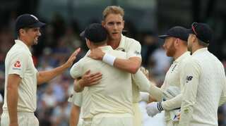 England hammer Pakistan to win 2nd Test by an innings; draw the two-match series