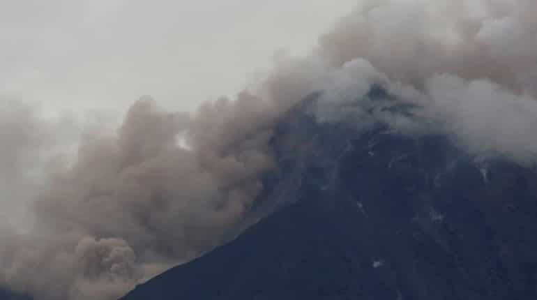 Red alert after Guatemala volcano erupts again, 3,000 flee