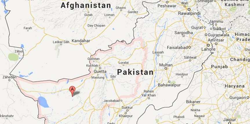 At least 20 Muslim pilgrims die in Pakistan bus crash