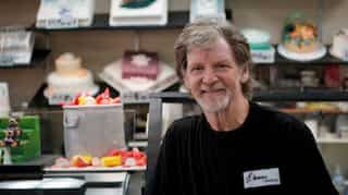 US Supreme Court backs Christian baker who rebuffed gay couple