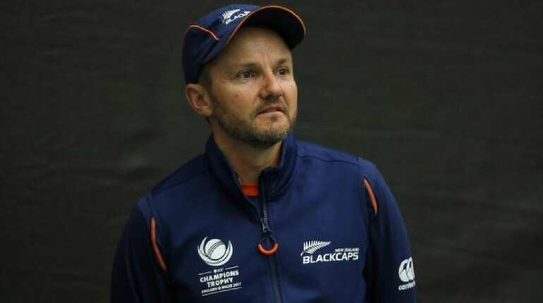 Cricket: Mike Hesson compares Virat Kohli and Kane Williamson's captaincy styles ahead of WTC Final