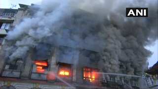 Watch: Building collapses as massive fire engulfs Mumbai's Patel Chambers; 2 injured