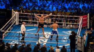 Former heavyweight champion Tyson Fury wins on boxing comeback