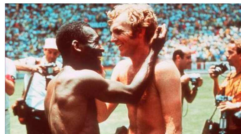 Bobby Moore swaps shirts with Pele