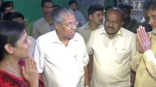 CMs of four state seek appointment with LG Anil Baijal, meet Delhi CM's wife