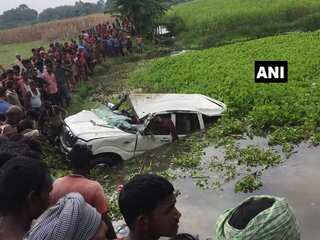 Bihar: 6 children dead after car falls into pond
