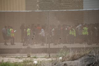 Armed man dead after attacking United States immigration jail