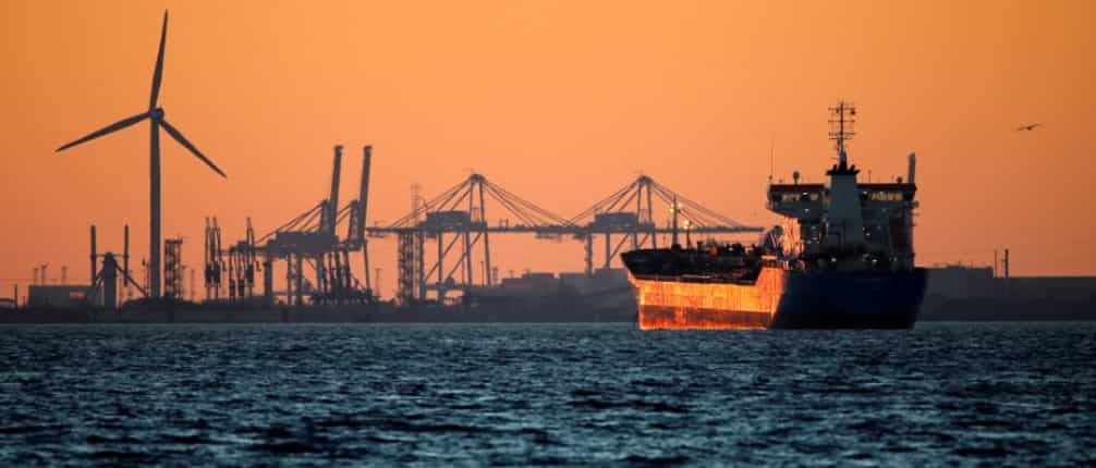 Oil prices on shaky ground amid global financial market worries