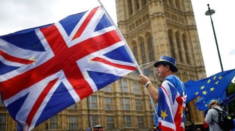 Jo Johnson quits UK government, urges referendum to avoid Brexit chaos