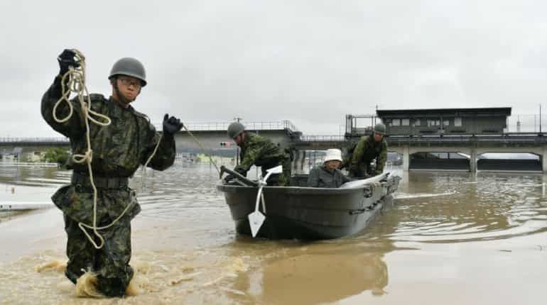 People recused from the flooded area