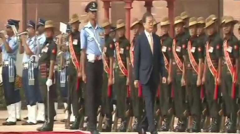 Moon Jae-in accorded ceremonial welcome at Rashtrapati Bhawan Moon Jae-in accorded ceremonial welcome at Rashtrapati Bhawan