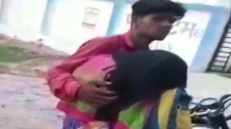 Denied hearse van, MP man takes mother's body on a motorcycle Denied hearse van, MP man takes mother's body on a motorcycle