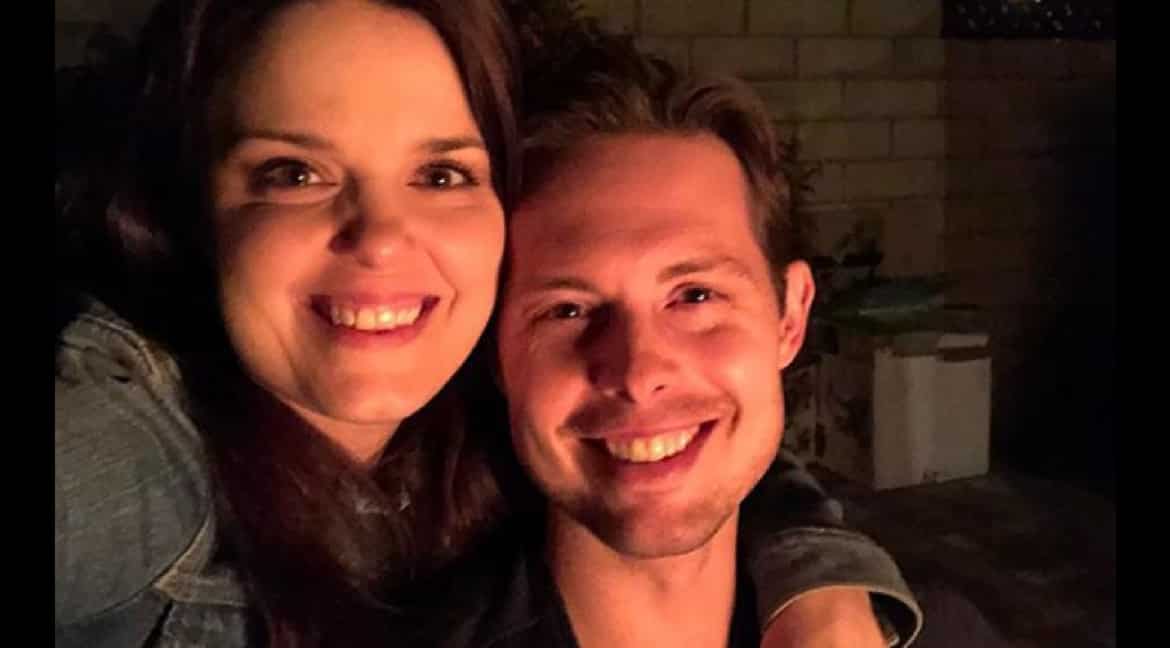 Glowing together
