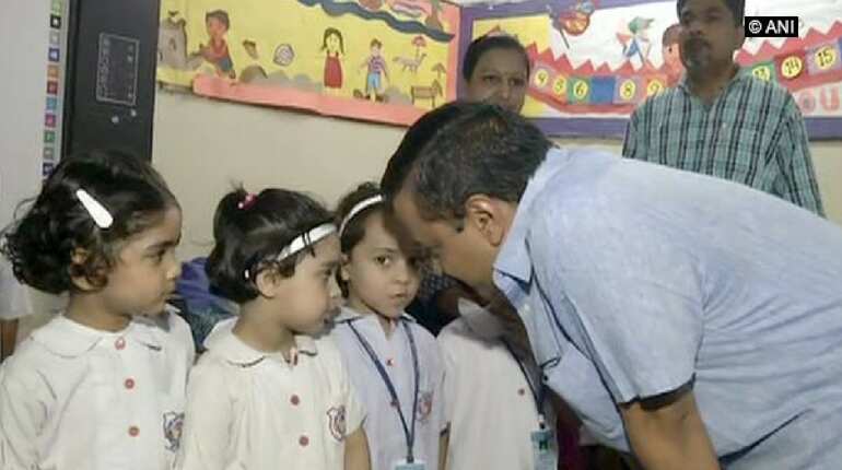 Kejriwal reprimands principal over confinement of school girls Kejriwal reprimands principal over confinement of school girls